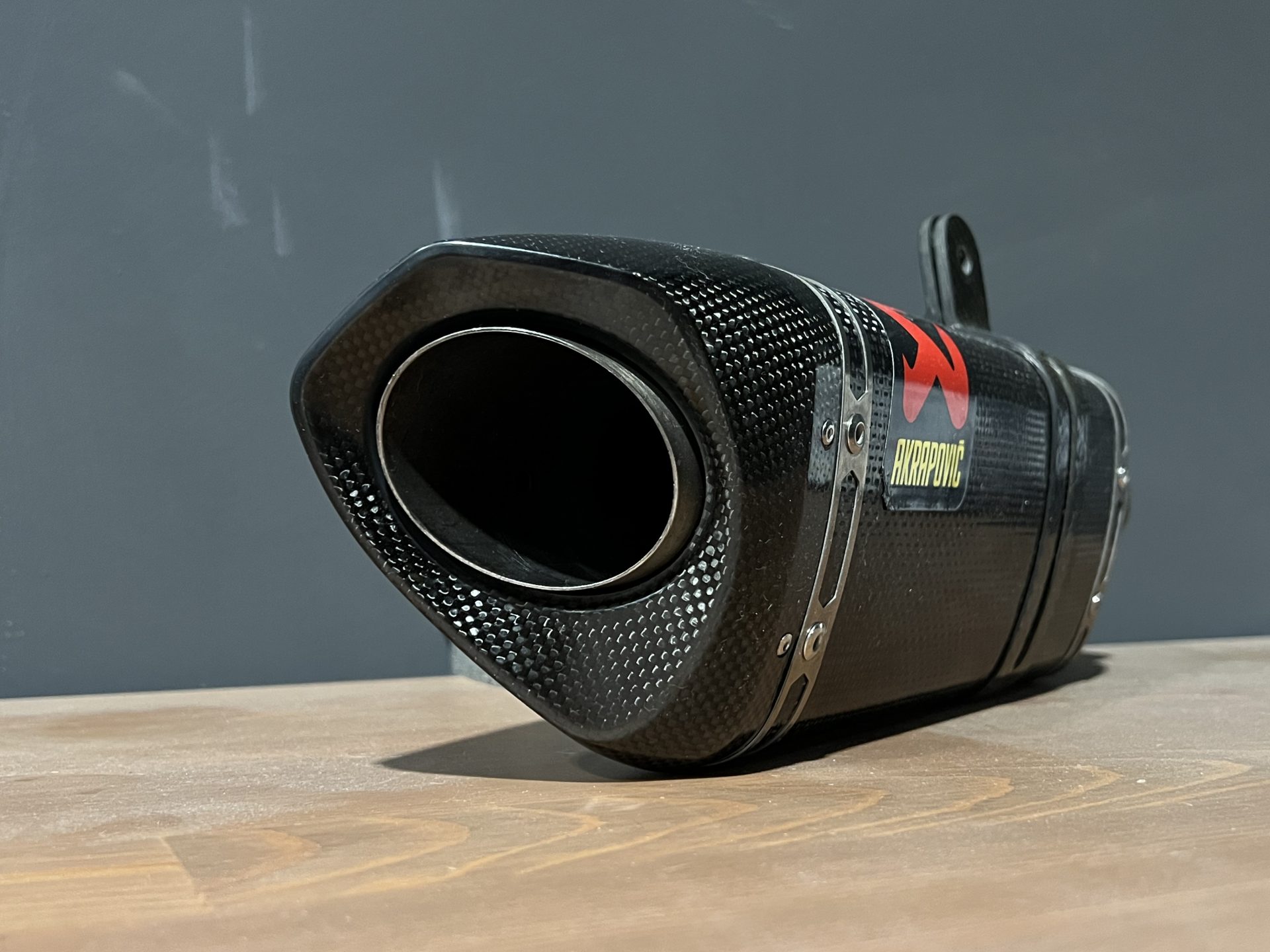 Akrapovic Full Carbon